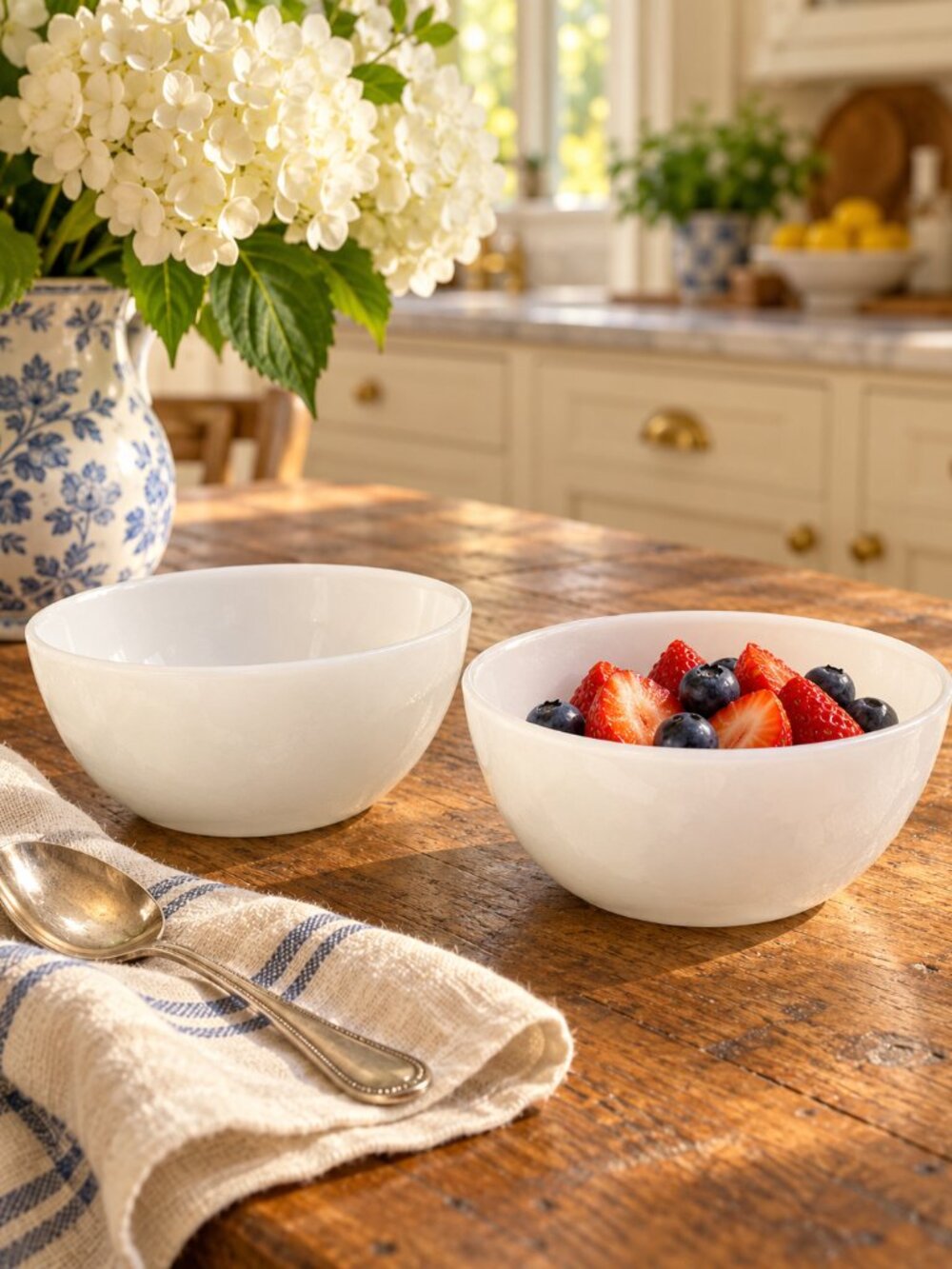 Set of 2 Vintage Pyrex Milk Glass Bowls